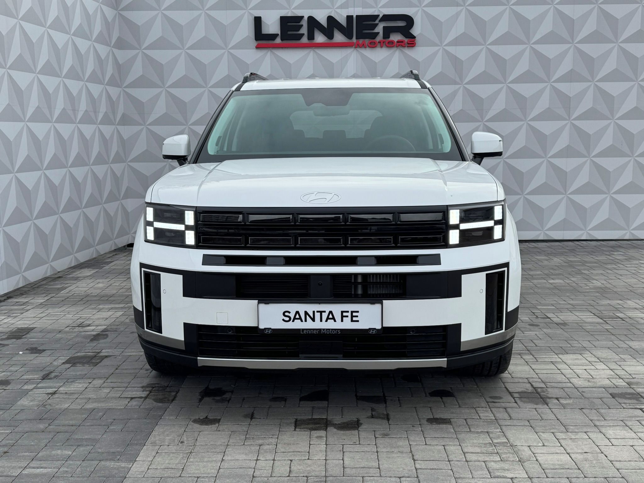 Hyundai Santa Fe, 7S 1,6 T-GDI HEV 4WD STYLE PRE - fotka 2