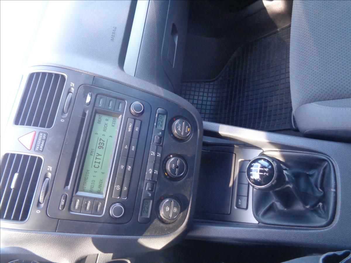 Volkswagen Golf, 1,9 - fotka 2