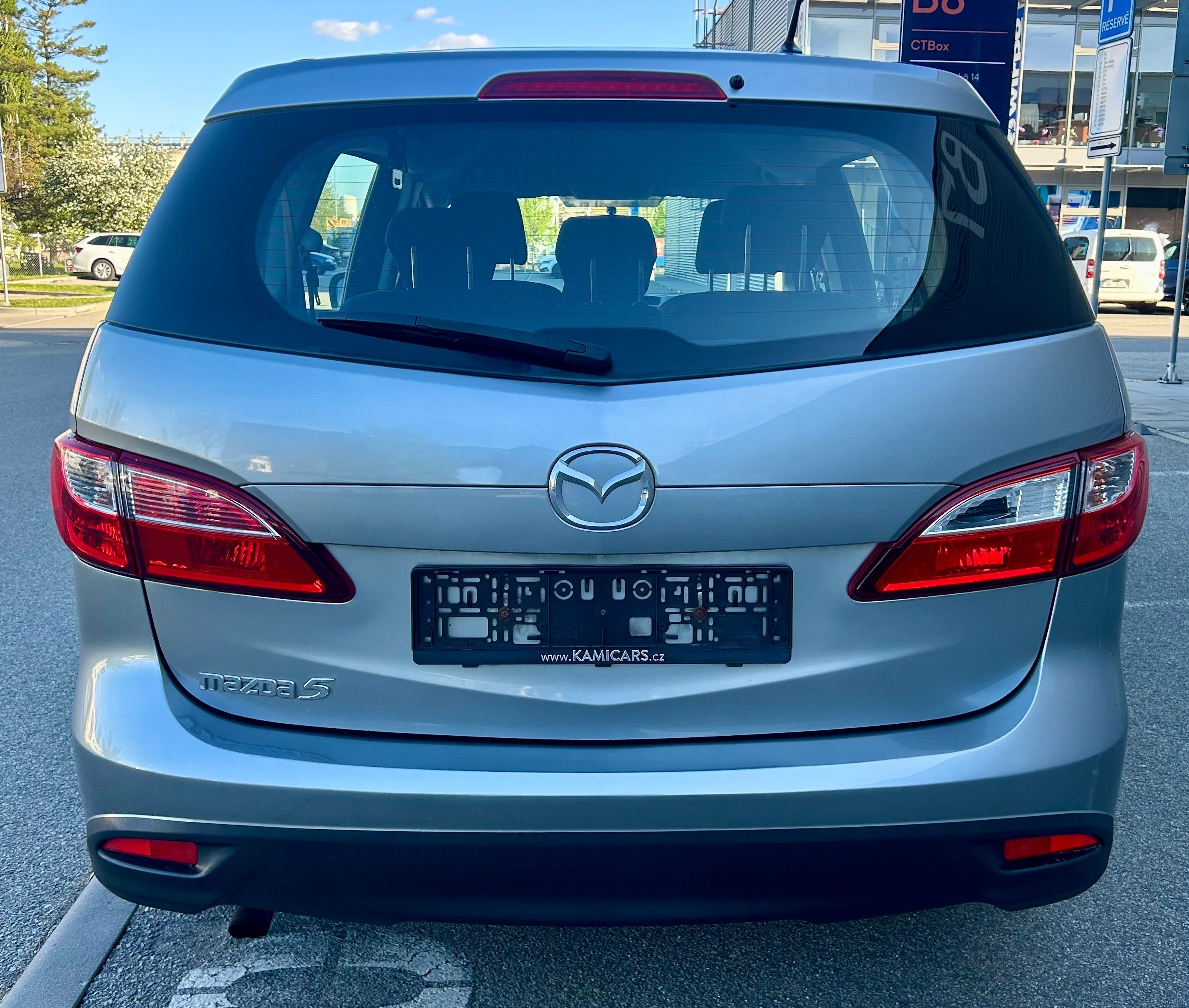 Mazda 5, 2.0 BENZIN-110KW-7MÍST - fotka 5