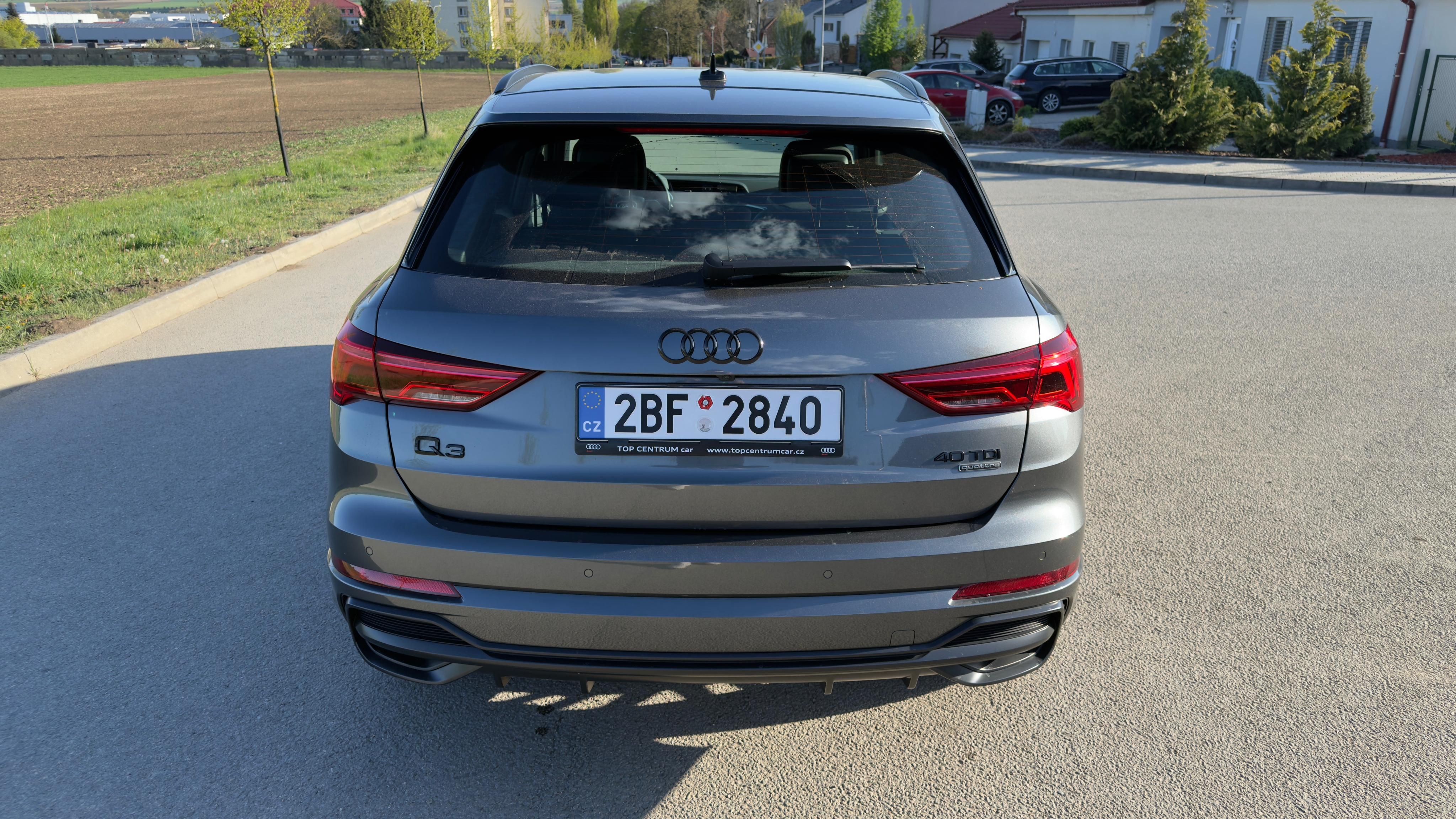 Audi Q3, 40 TDI QUATTRO S tronic s-line - fotka 5