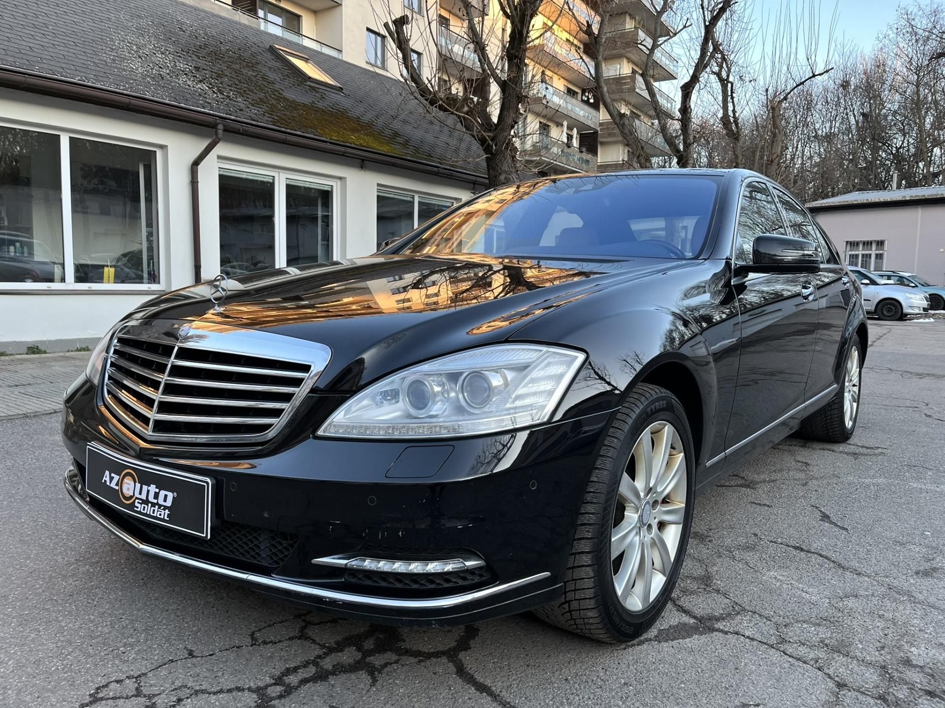 Mercedes-Benz Třídy S, 500 4Matic - fotka 5