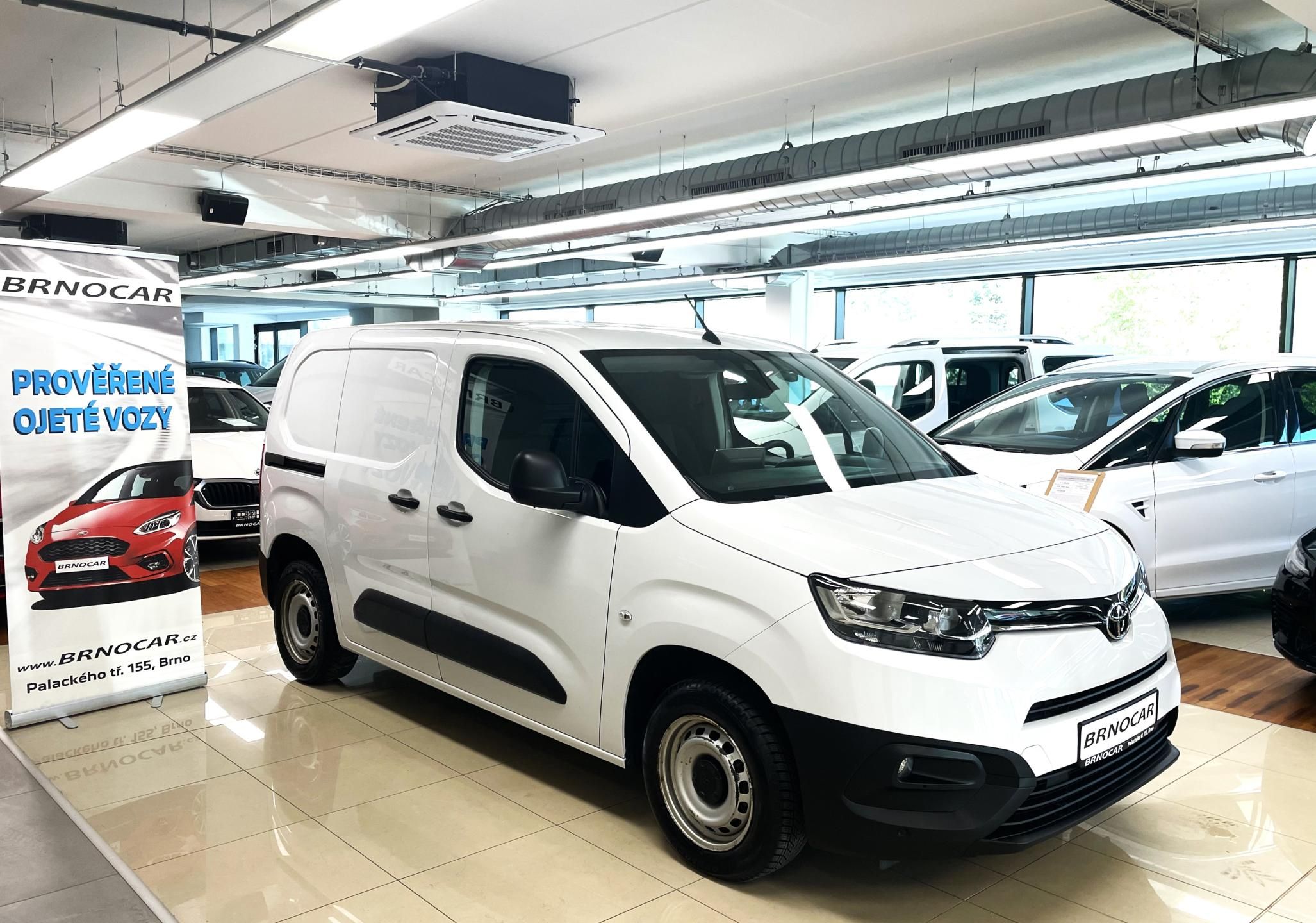 Toyota Proace City, 1.5 D-4D 100 Active SWB, ČR