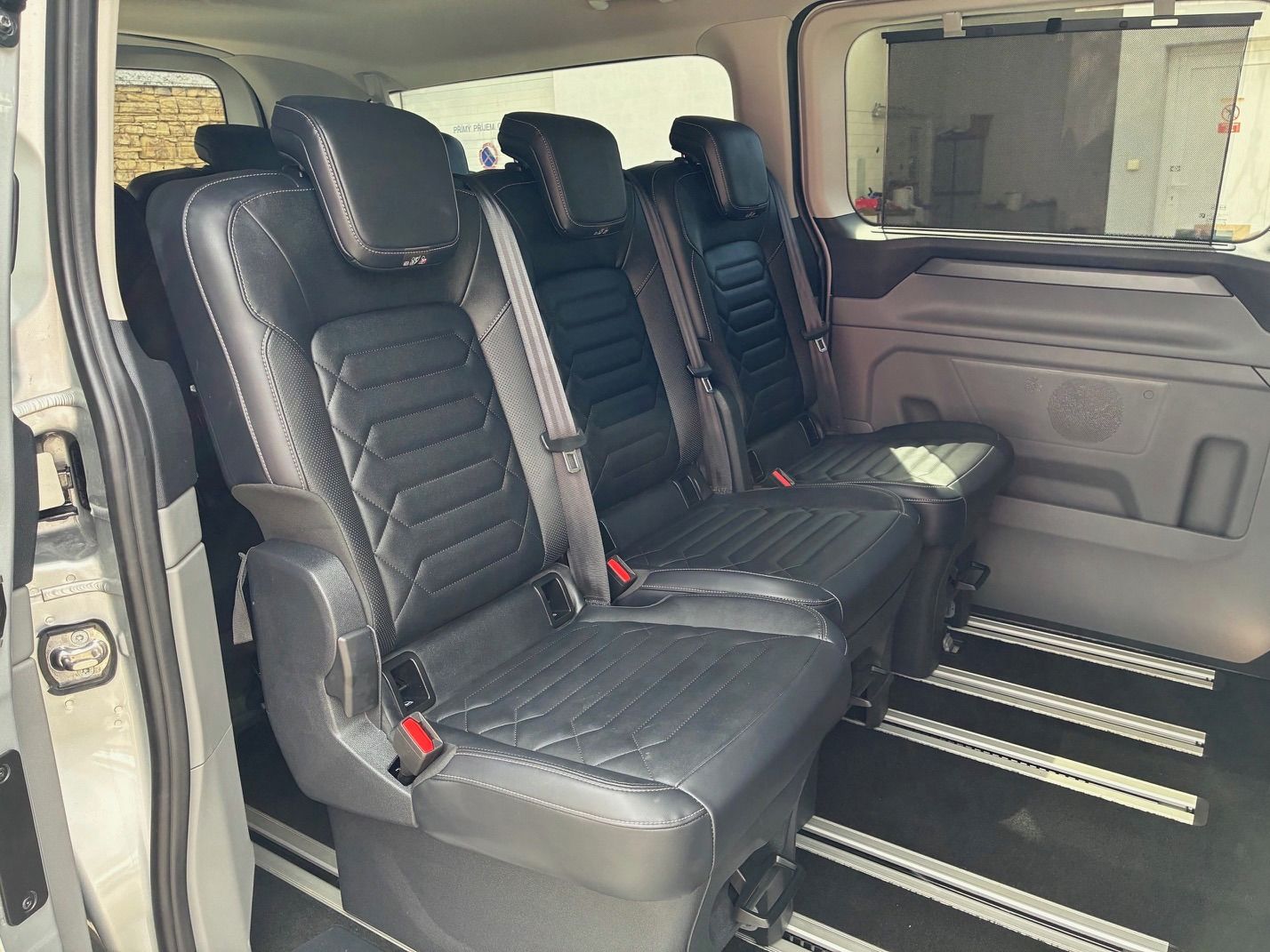 Ford Tourneo Custom - fotka 6