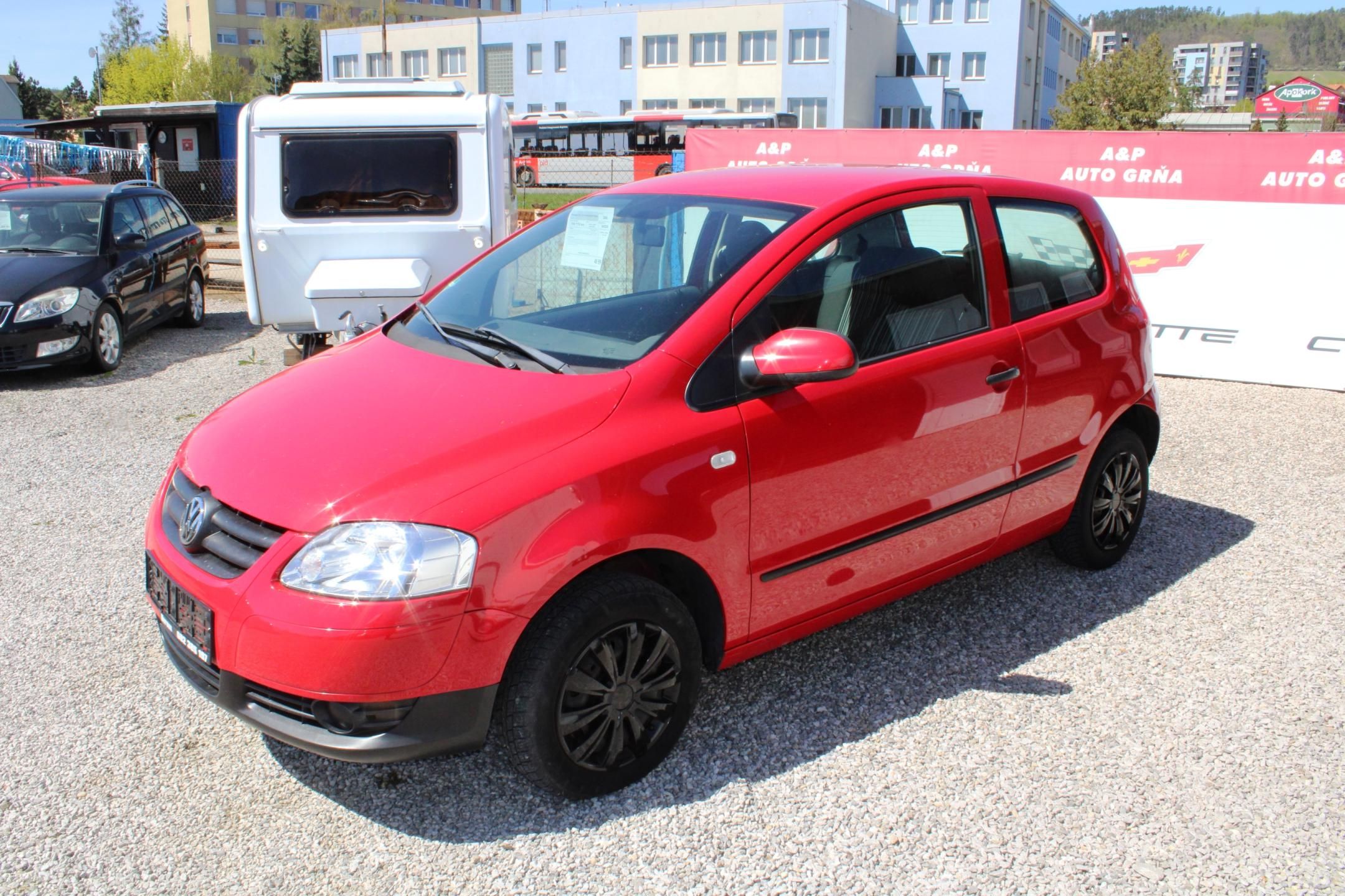 Volkswagen Fox, 1,2i EL.OKNA SERVO ESP CENTRÁL - fotka 3