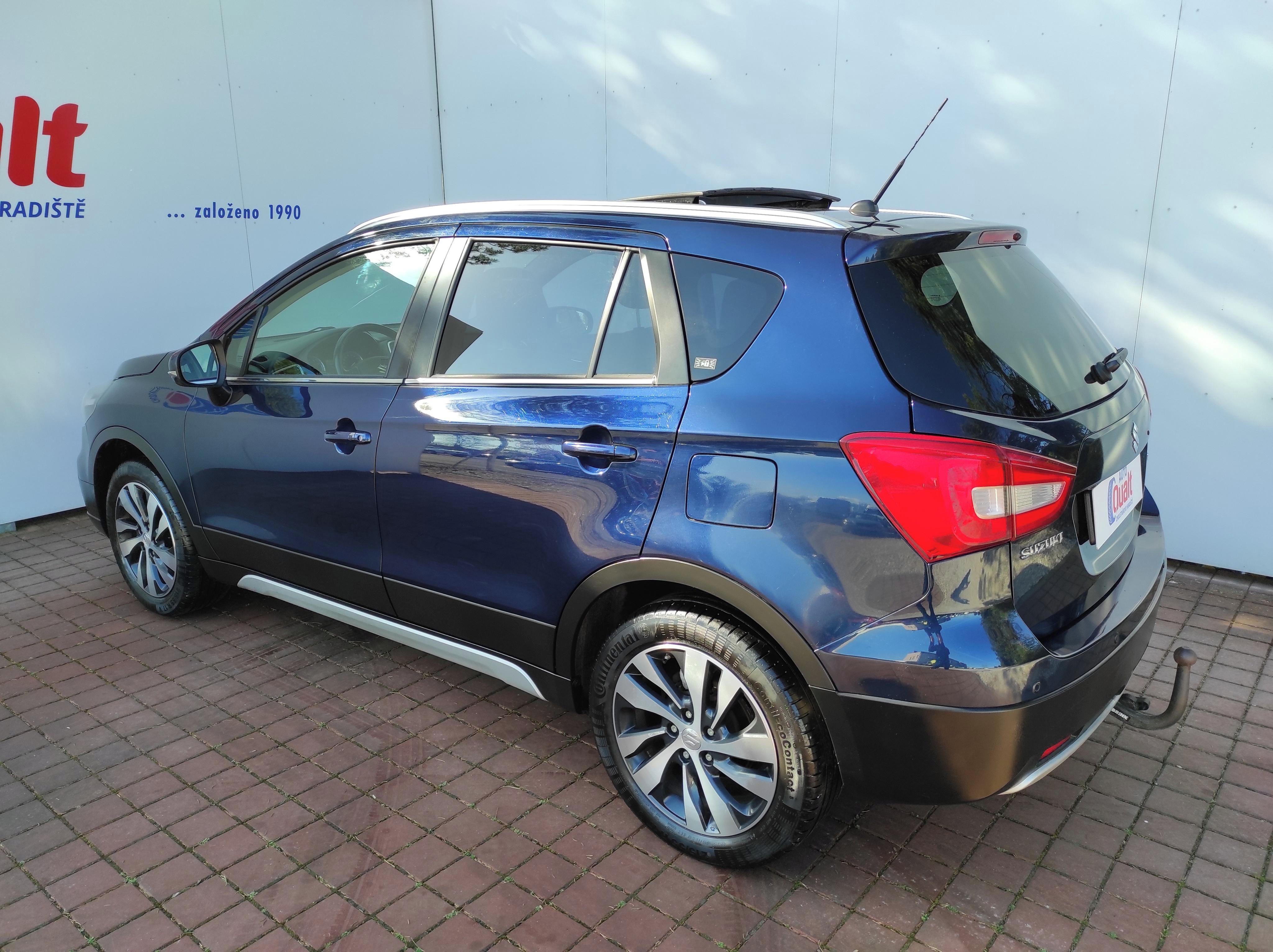 Suzuki SX4 S-Cross, 1.4 Hybrid ADVENTURE - fotka 6