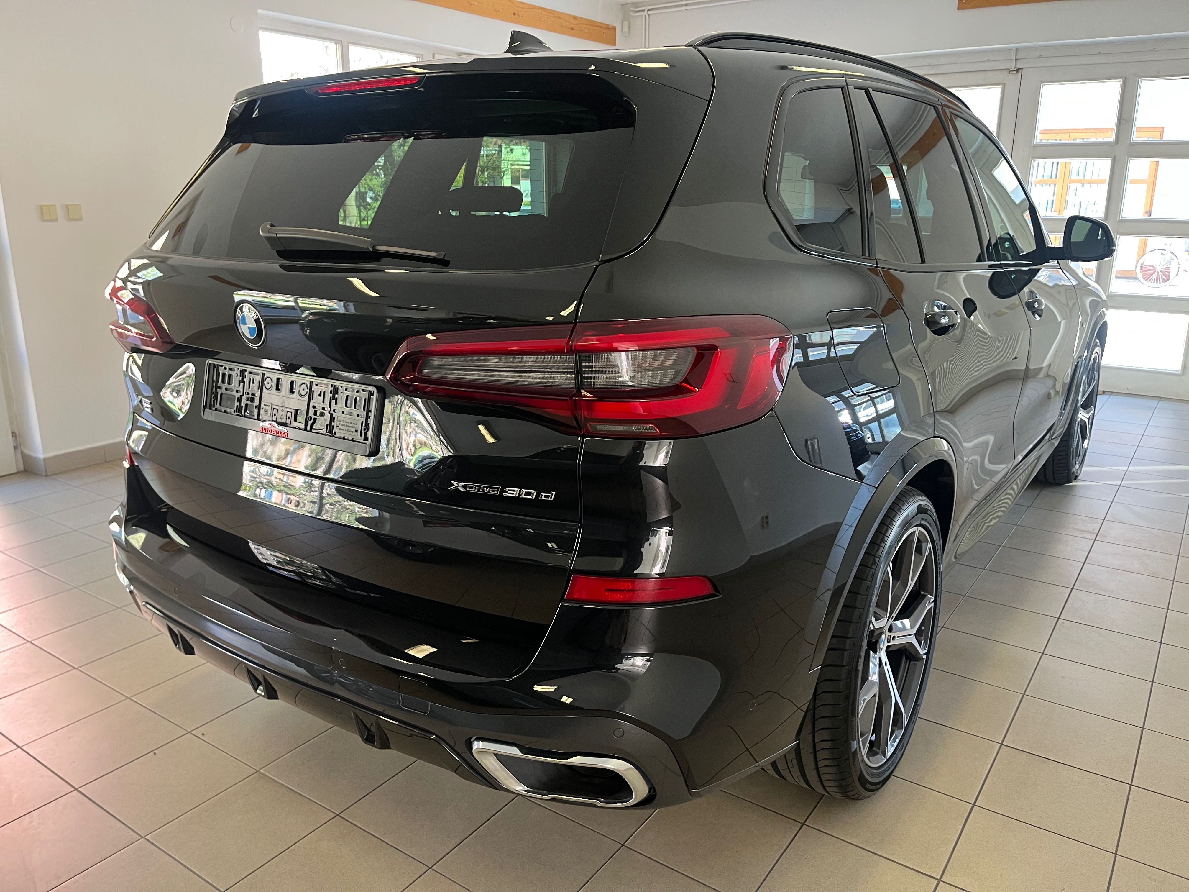 BMW X5, xDrive30d M-Sport - fotka 6