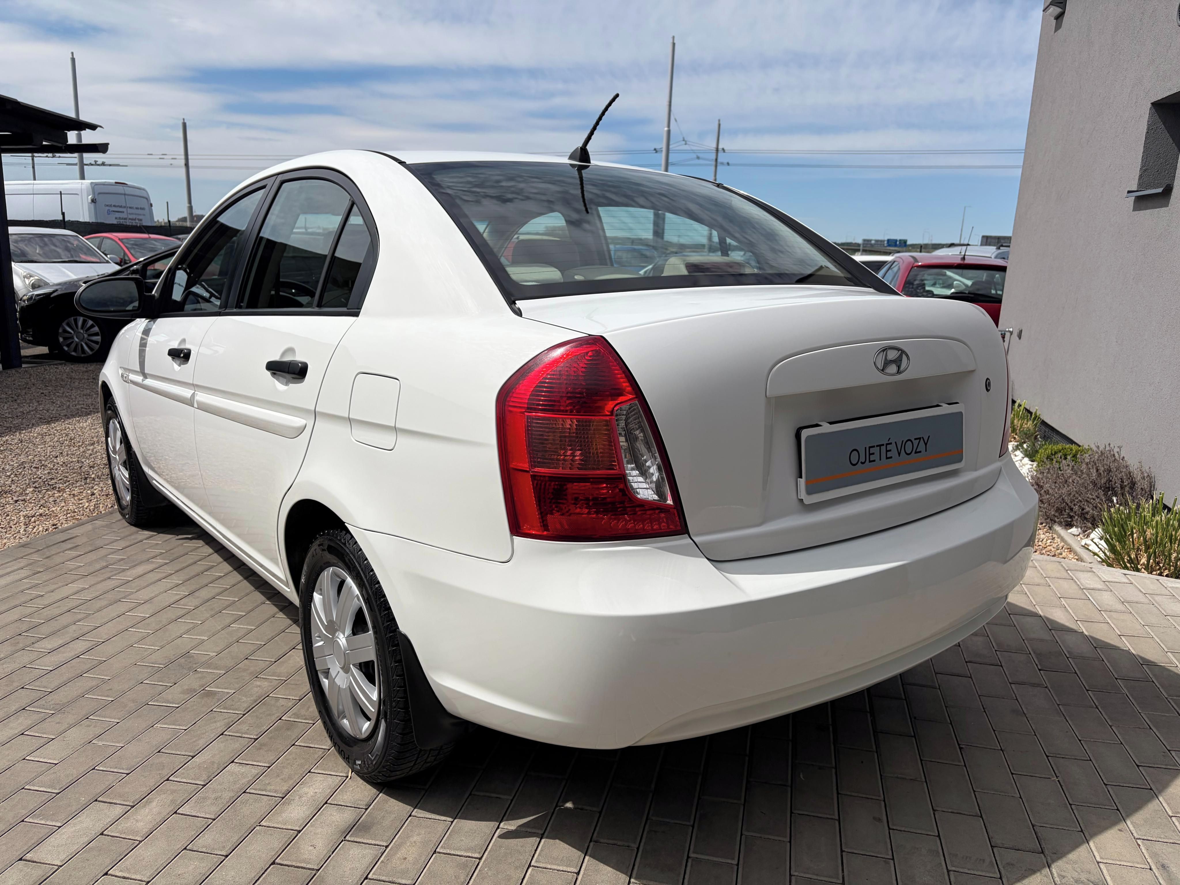 Hyundai Accent, 1.4i 71KW, Klima, Serviska - fotka 5