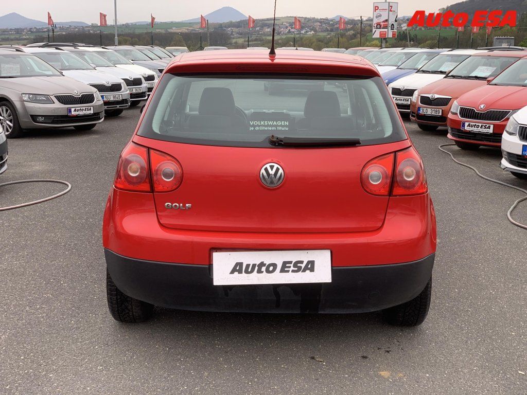 Volkswagen Golf, 1.4i,Klima - fotka 5