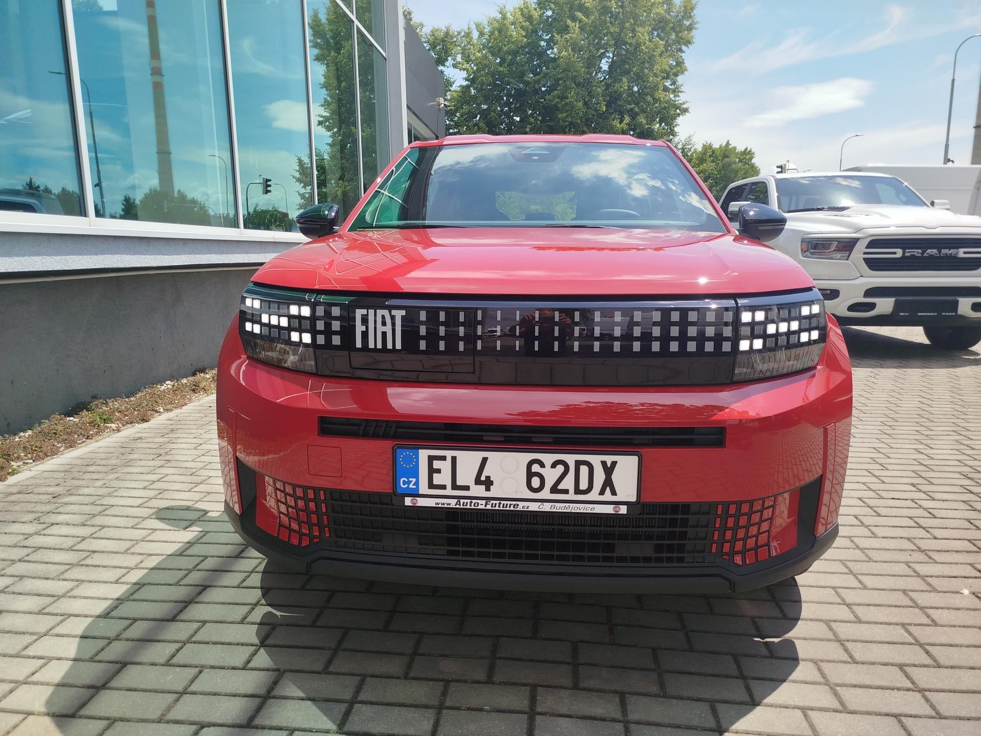 Fiat Grande Panda, RED 113k 44kWh - fotka 2