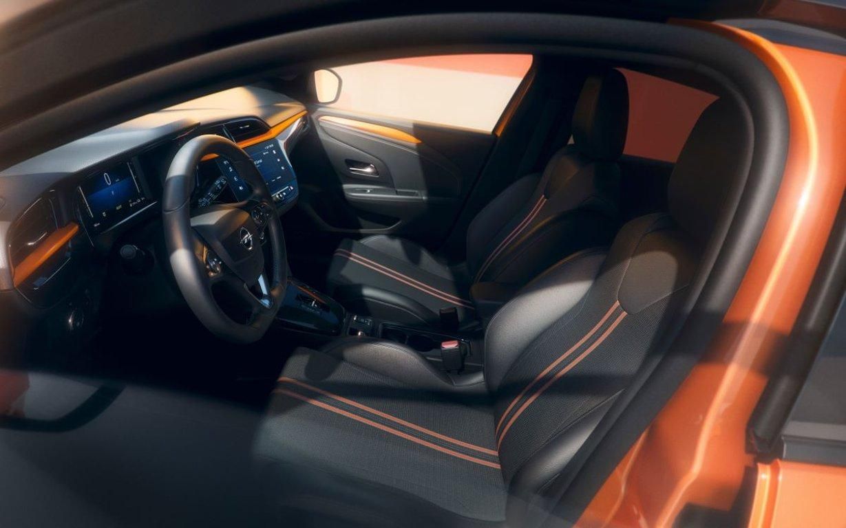 Opel Corsa, Hybrid 1.2 TURBO (81kW/110k) - fotka 6