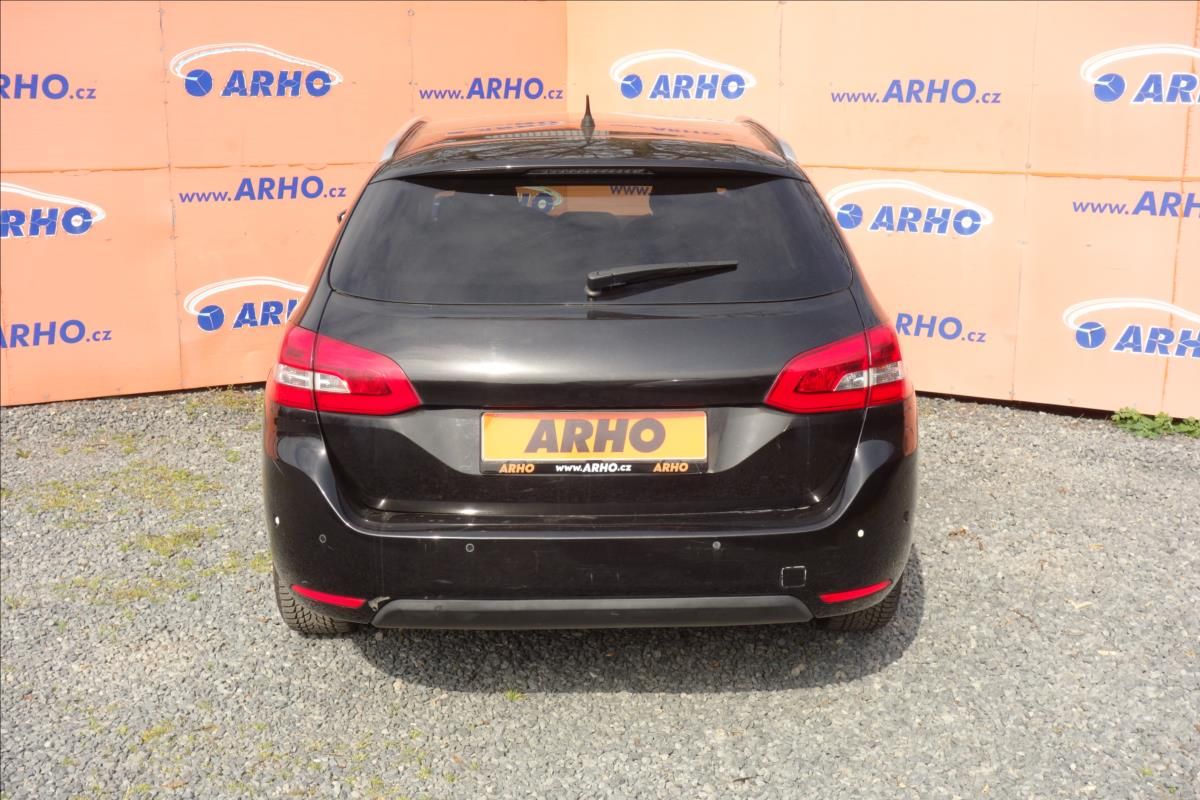 Peugeot 308, 1,6 HDi 88KW, PANORAMA, NAVI. - fotka 6