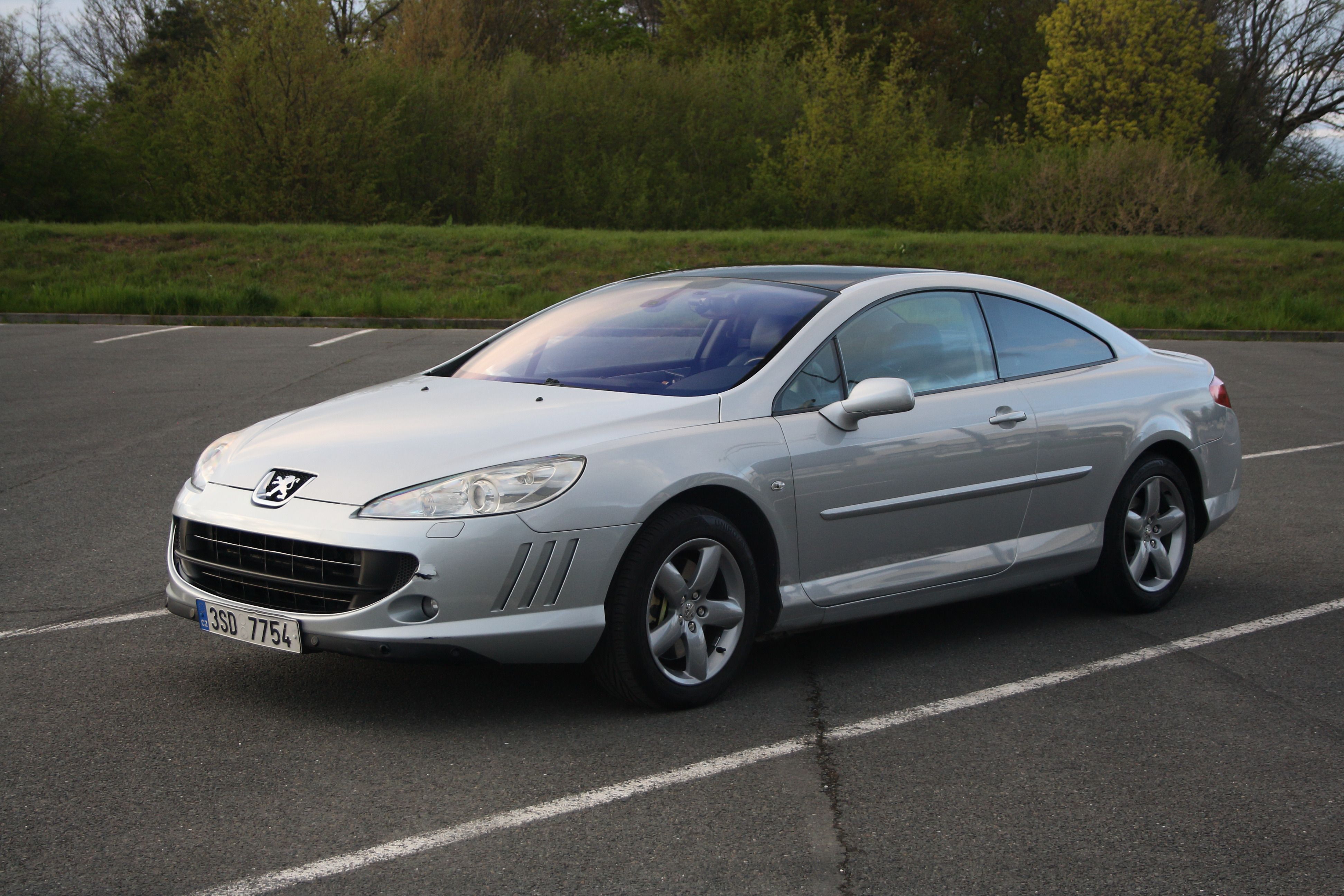 Peugeot 407, 2.0 Kupé, 100 kW, + litá kola - fotka 2