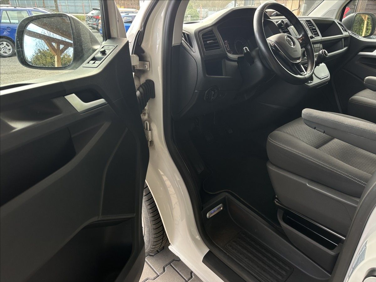 Volkswagen Multivan, 2,0 TDi 110kW MANUÁL TOP - fotka 5