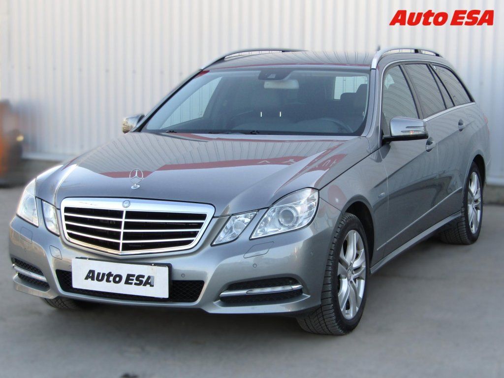 Mercedes-Benz Třídy E, 3.0 CDi E 350,AT,bixen - fotka 3