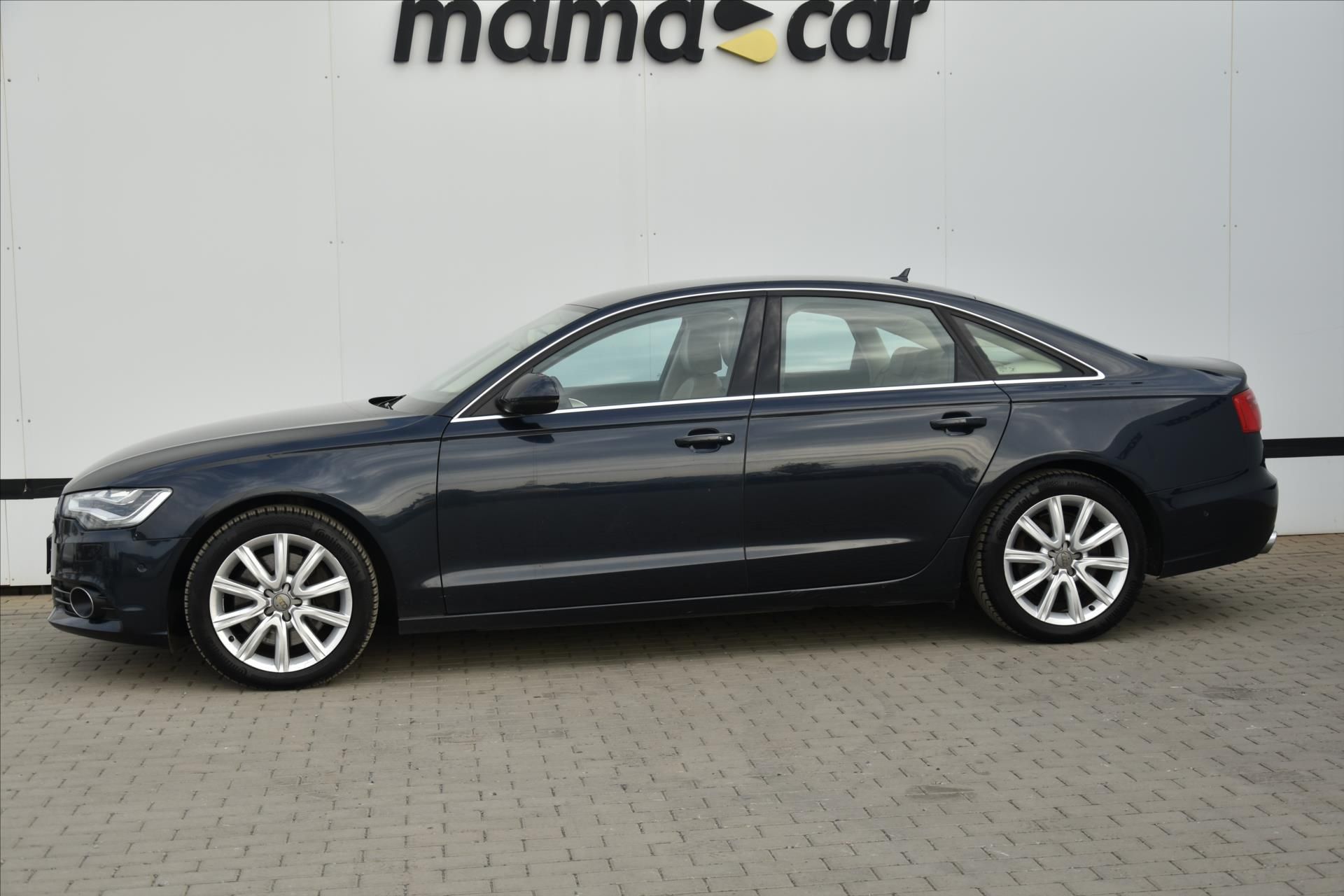 Audi A6, 3.0TDI 180kW PLNÁ VÝBAVA ČR - fotka 4