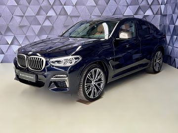 M40i xDrive, H&K, PANO, TAŽNÉ