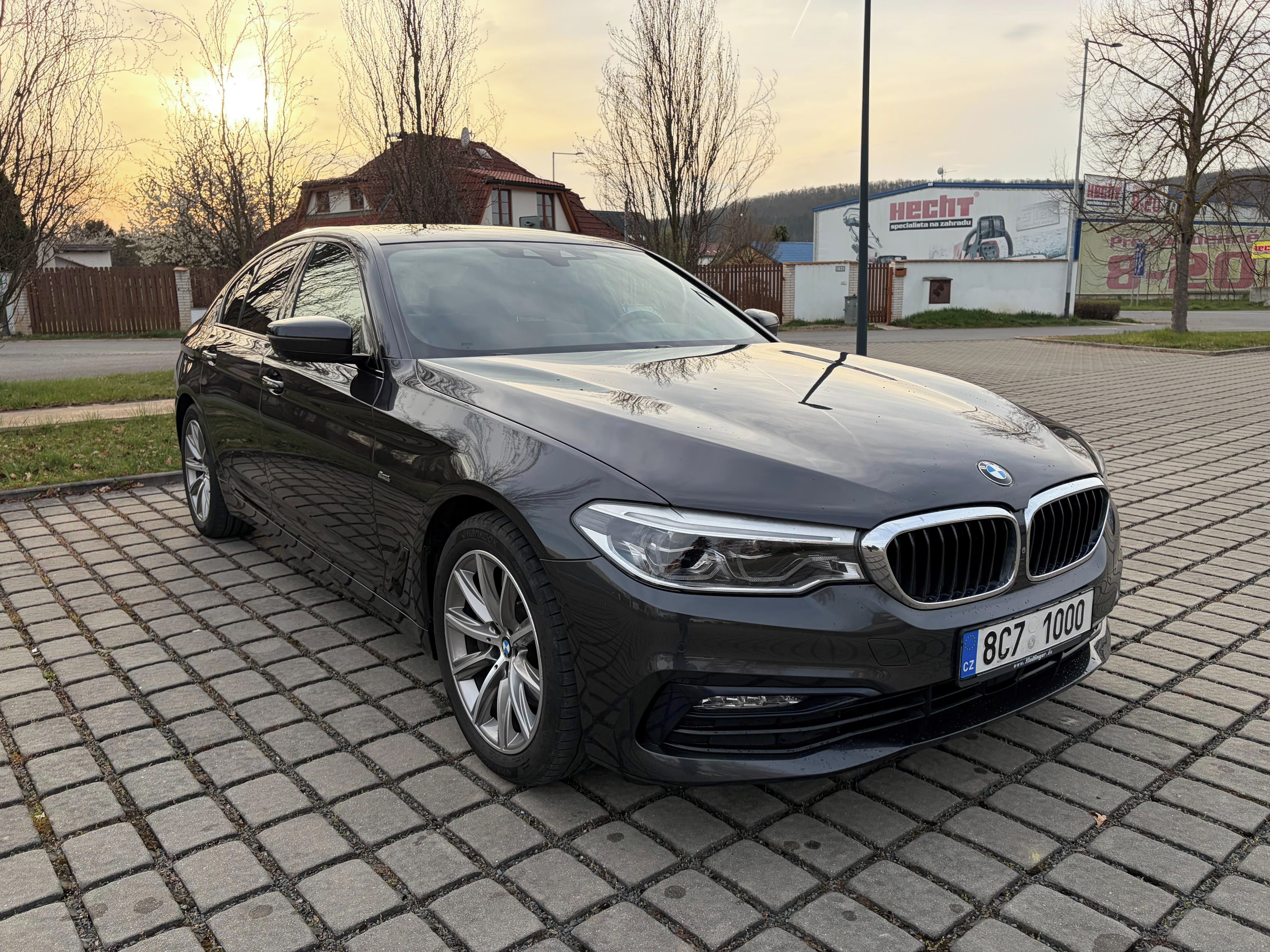 BMW Řada 5, 530d Head-up, Webasto, 195 kW - fotka 6