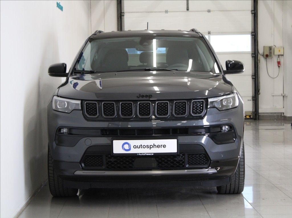 Jeep Compass, 1,5 Turbo Hybrid Summit 23tkm. - fotka 2