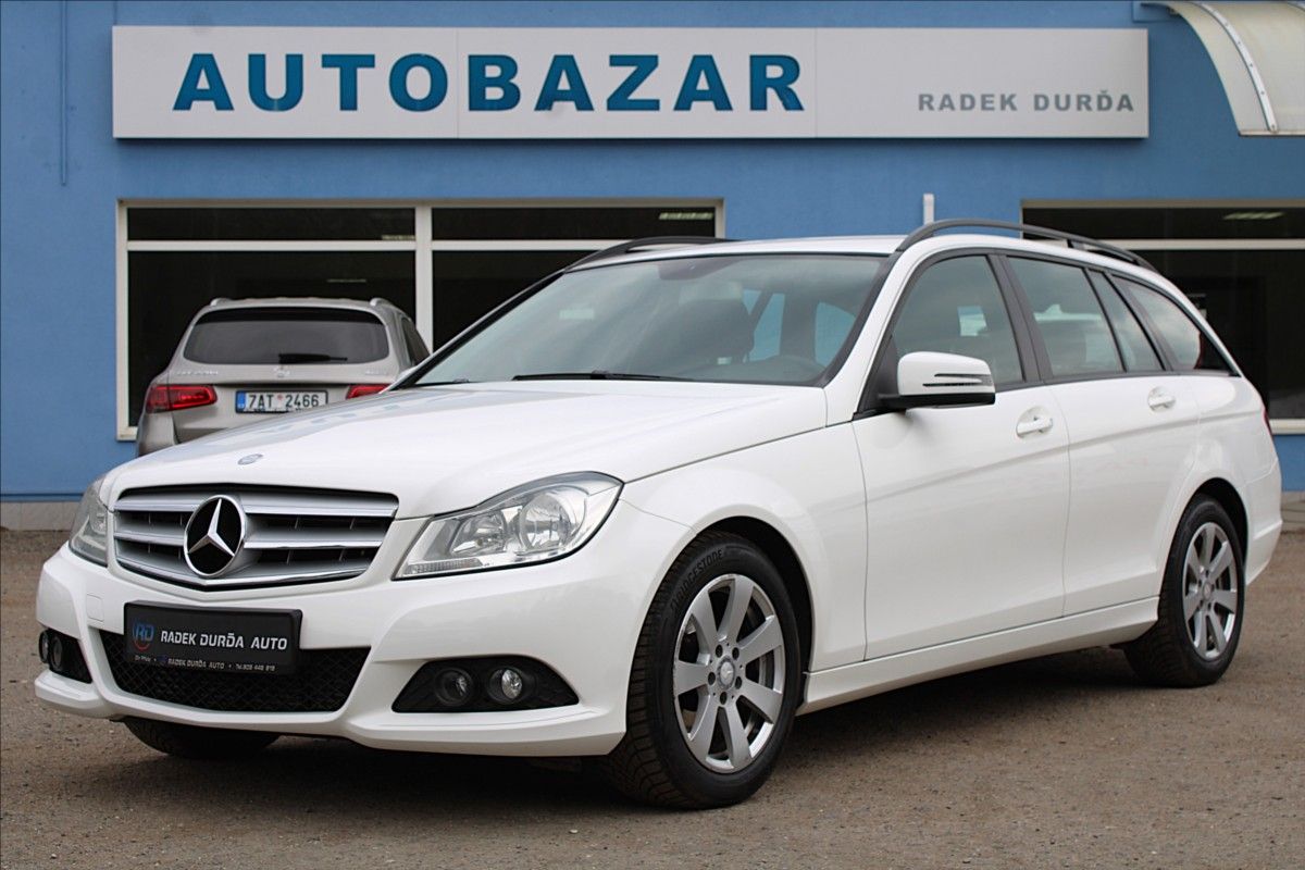 Mercedes-Benz Třídy C, 2,1 200d NOVÉ V ČR,VÝHŘEVY