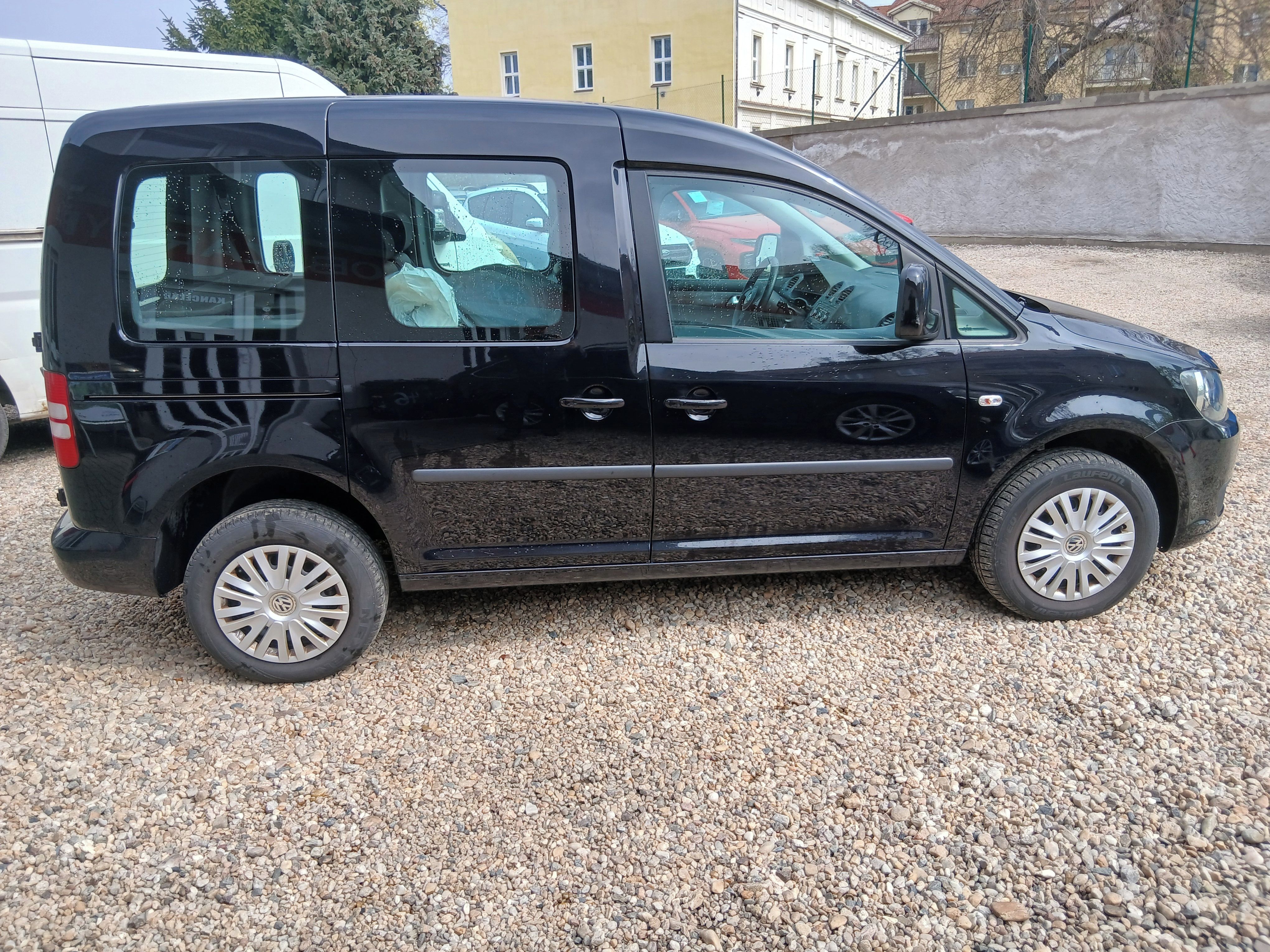Volkswagen Caddy, 2.0TDi 81KW 4Motion, 7Míst S.K - fotka 4