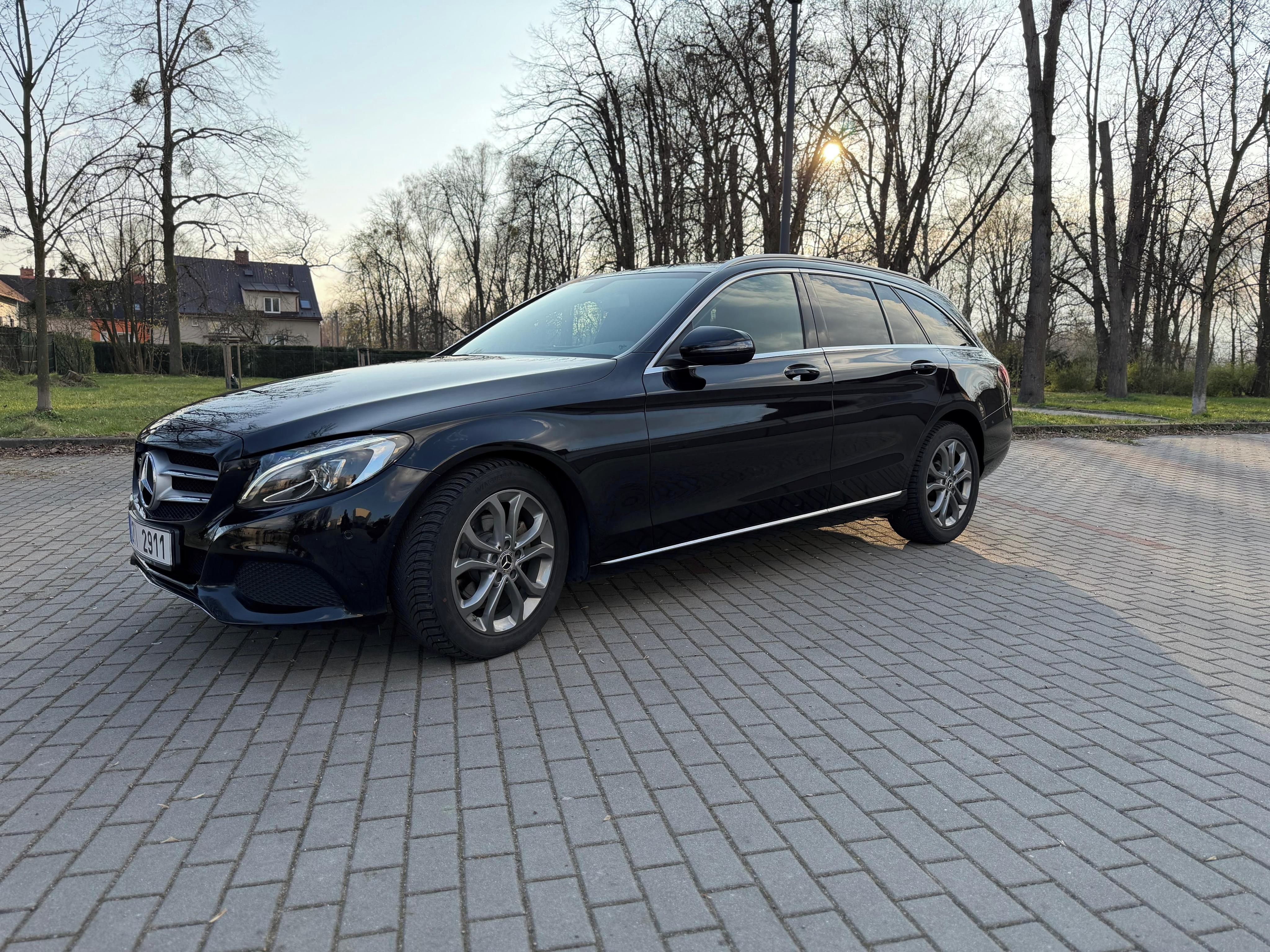 Mercedes-Benz Třídy C, C180 Kombi 2018, 9G-Tronic - fotka 5