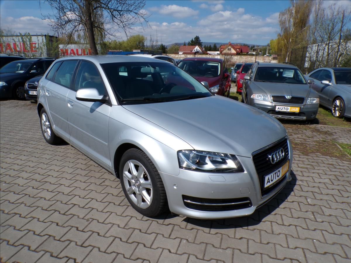 Audi A3, 1,6 TDI SPORTBACK,XENONY