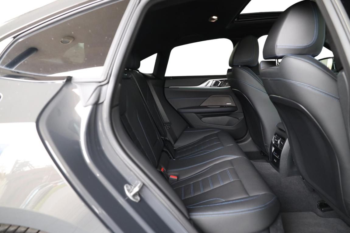 BMW Řada 4, M440i xDrive Gran Coupé - fotka 6