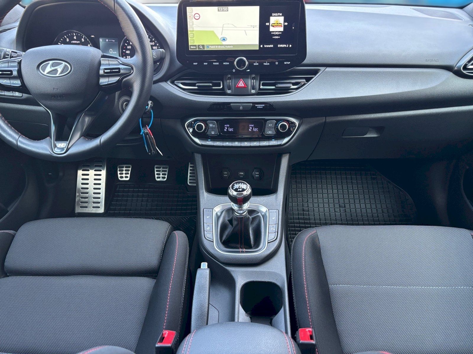 Hyundai i30, WG 1,5 T-GDI / 117 kW NLINE MH - fotka 6