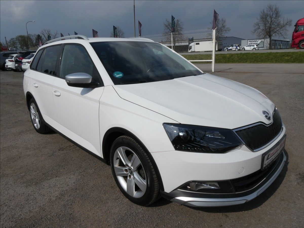 Škoda Fabia, 1,2 TSi SCOUT 2x kola,1.majite