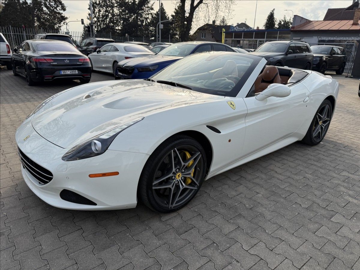 Ferrari California, T 3,9 V8 412 kW - fotka 6