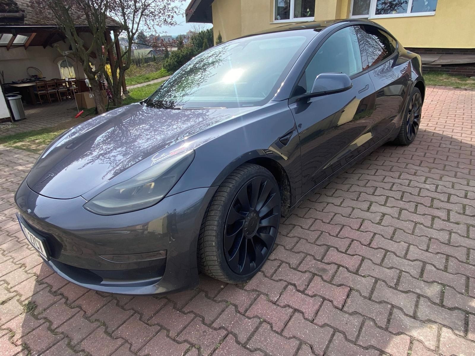 Tesla Model 3, Performance - fotka 2