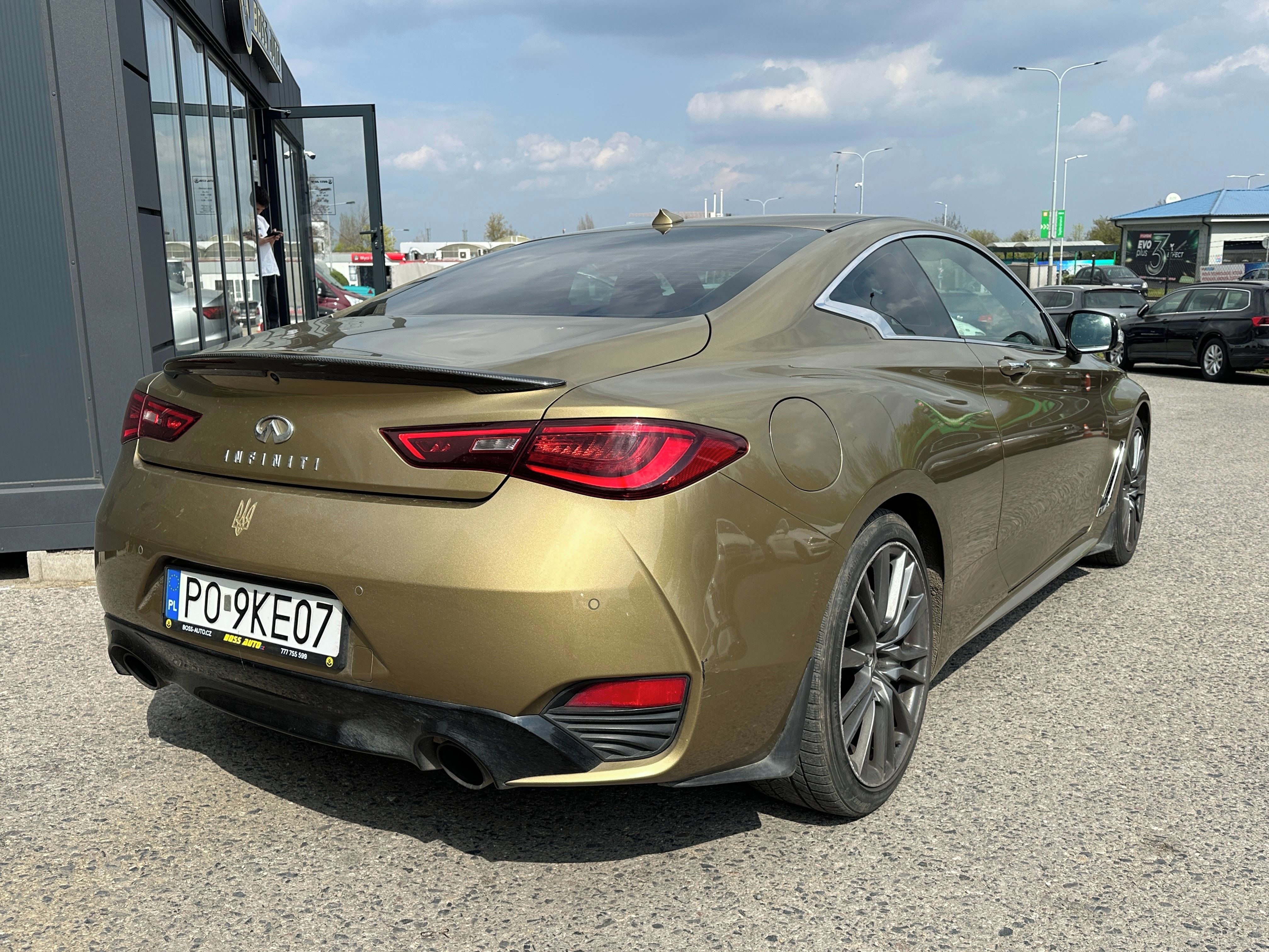Infiniti Q60, Infiniti Q60 2018 - fotka 6