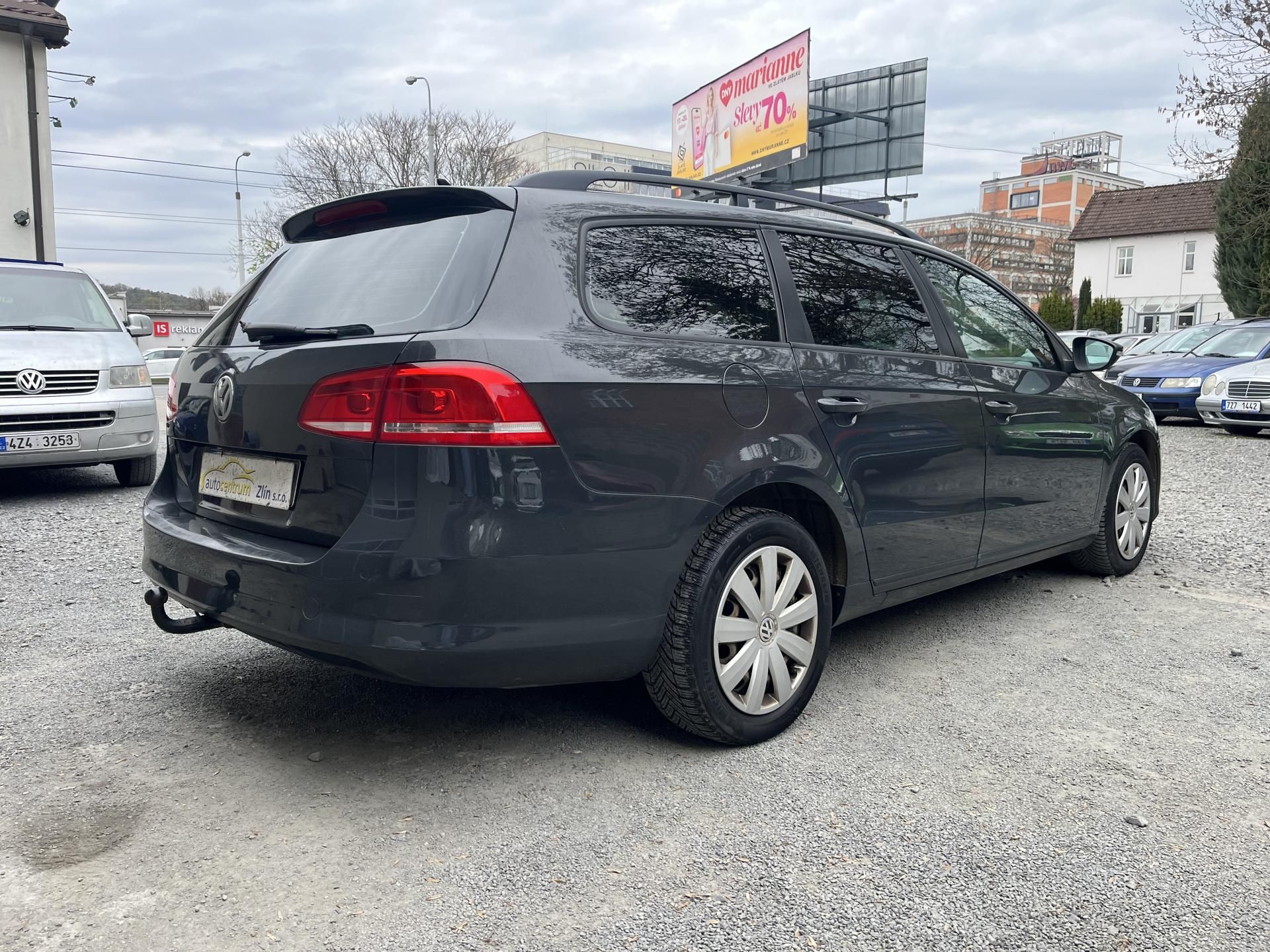 Volkswagen Passat, 2,0 TDi 103 Kw TAŽNÉ - fotka 5