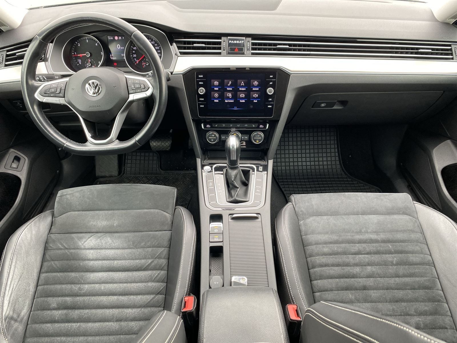 Volkswagen Passat, 2.0 TDI DSG - fotka 5