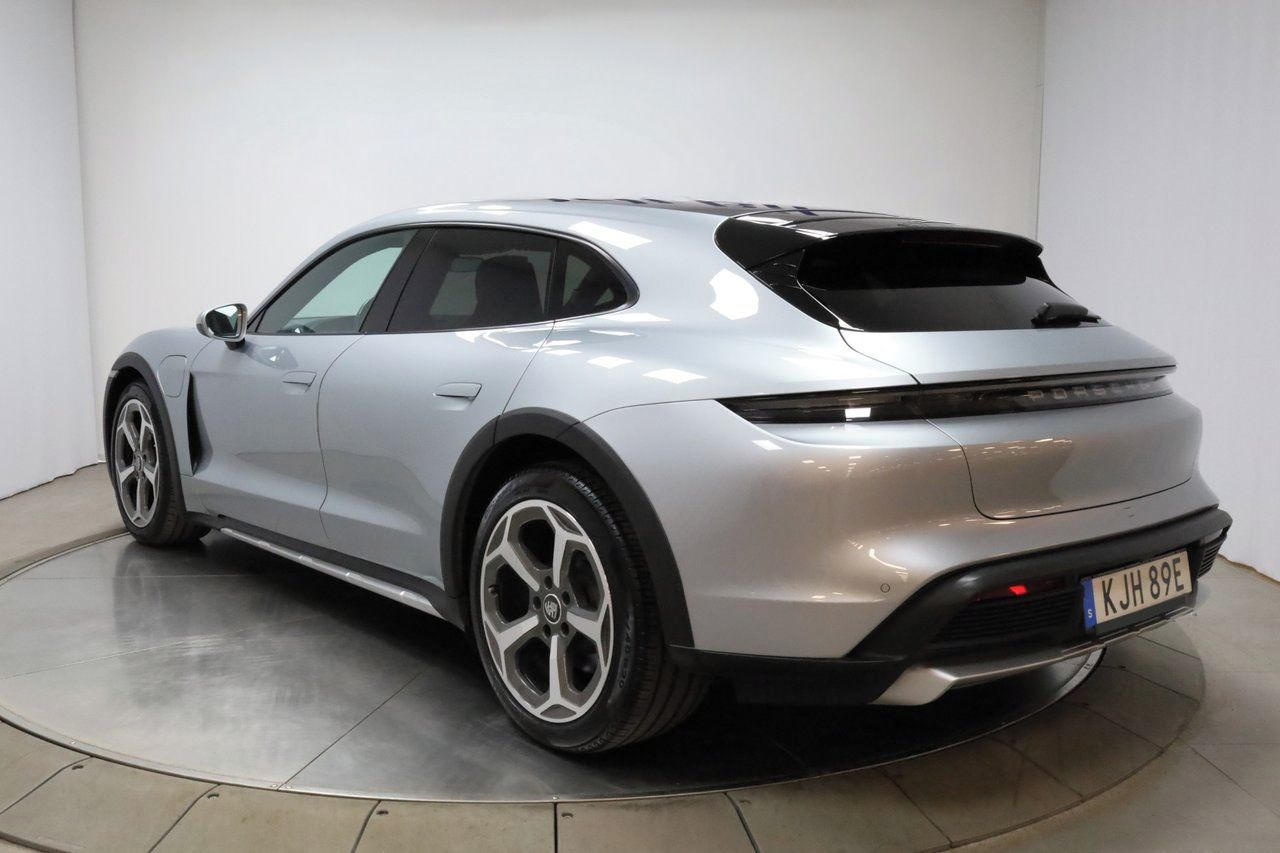 Porsche Taycan, 4 Cross Turismo Pano BOSE - fotka 6