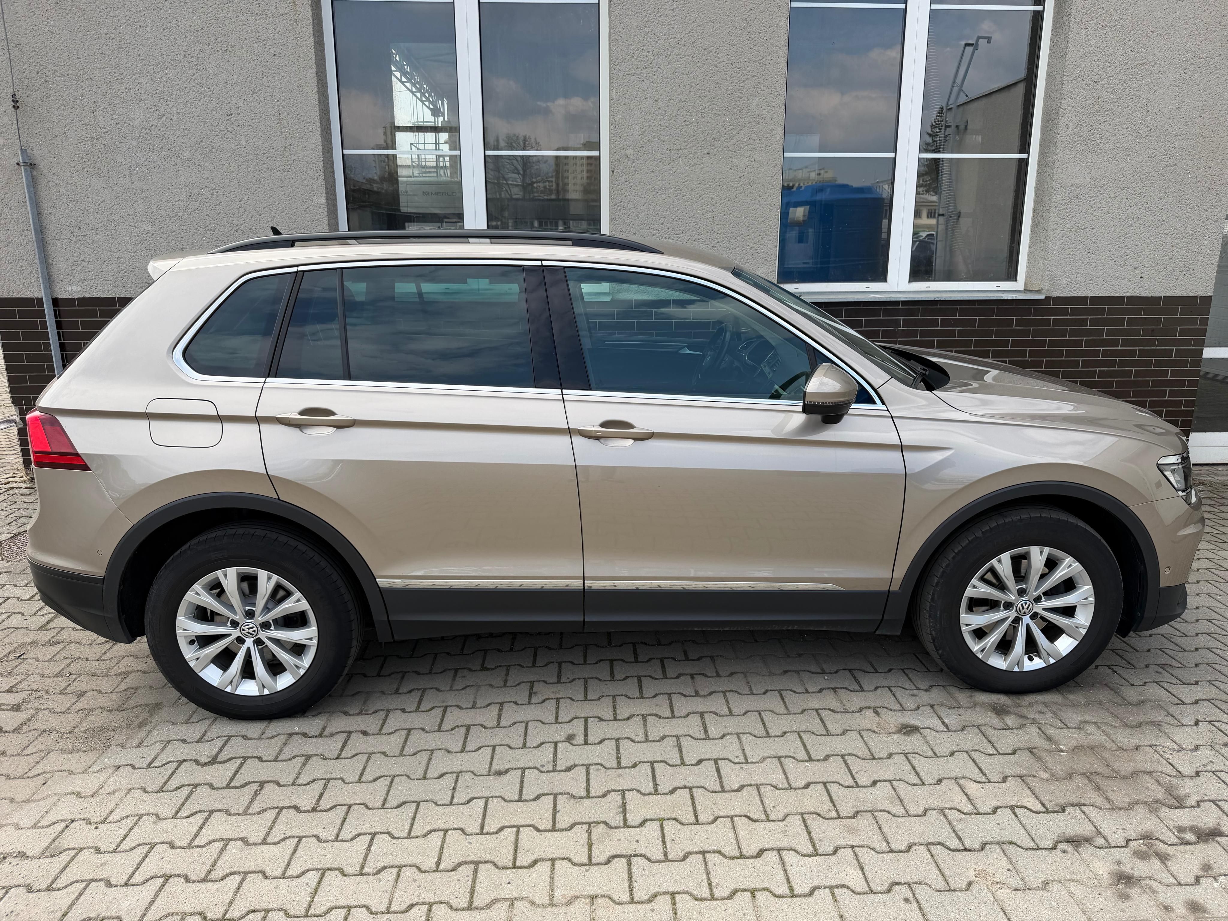 Volkswagen Tiguan, 2.0 TDI 4Motion DSG 110kW - fotka 5