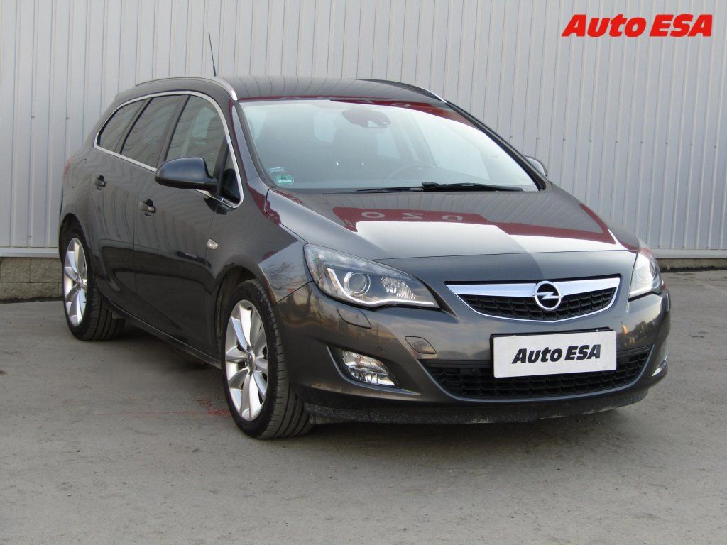 Opel Astra, 1.6 T,Cosmo,bixen,+kola