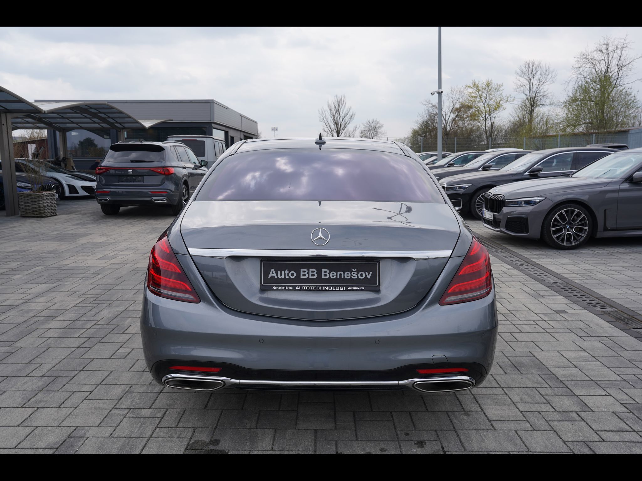 Mercedes-Benz Třídy S, S560 4Matic V8 Designo/470PS - fotka 5