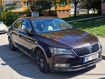 Škoda Superb III L&K 140 kW