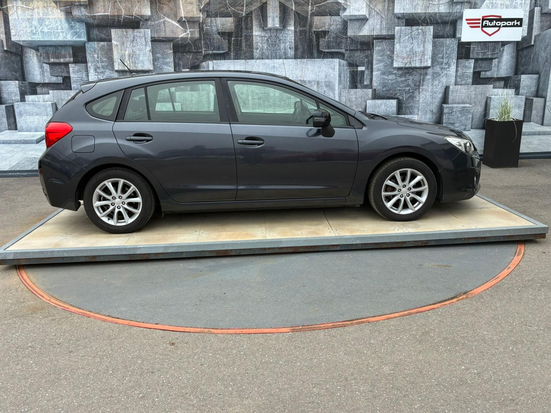 Subaru Impreza, 1.6i, 84KW, 4x4 - fotka 5
