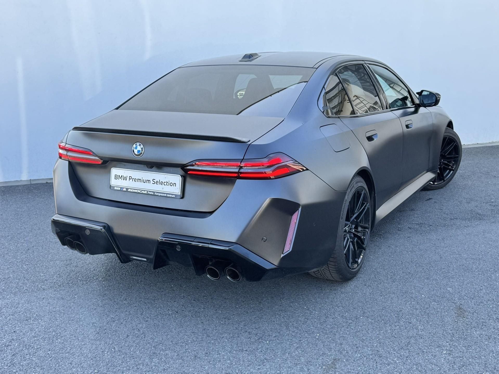 BMW M5, M5 Sedan - fotka 2