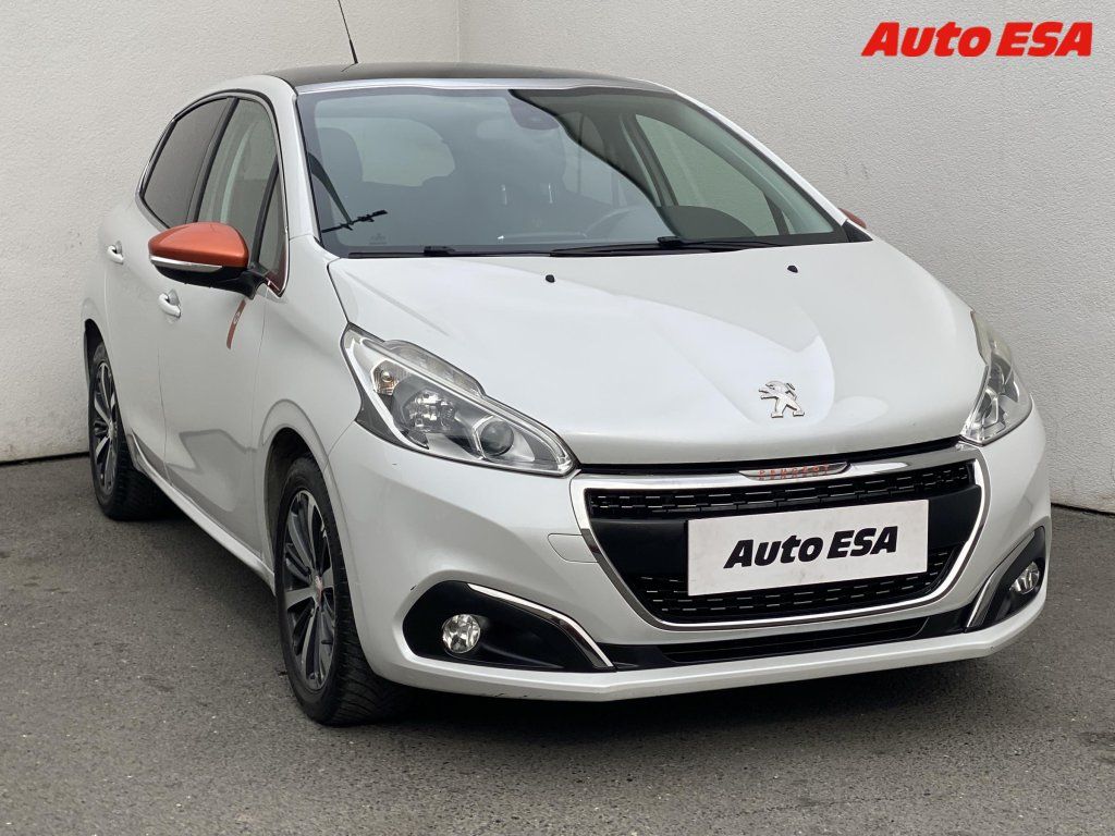 Peugeot 208, 1.2PT,Roland Garros,panor