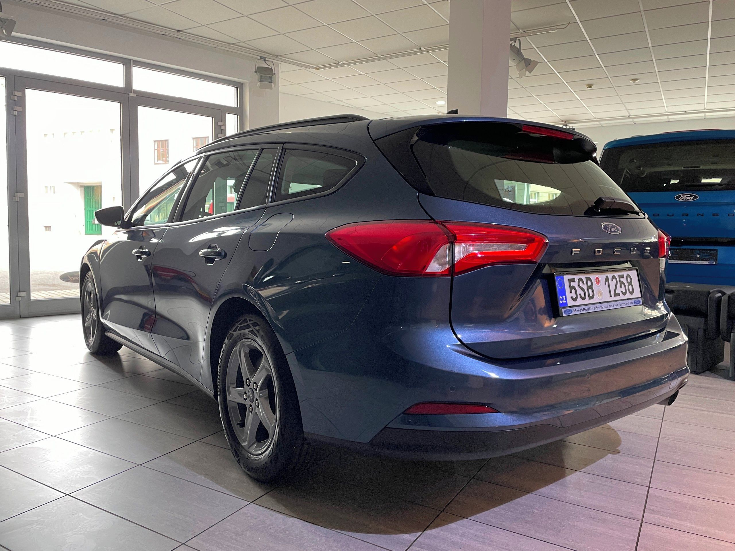 Ford Focus, Trend kombi 1.0 EcoBoost 74kW - fotka 4