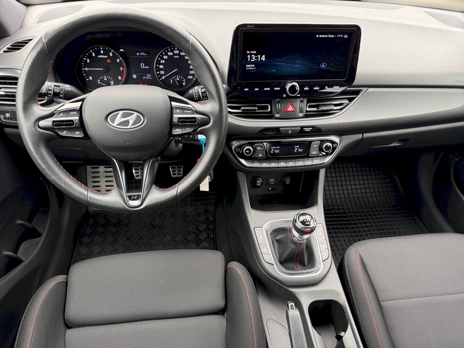 Hyundai i30, WG 1,0 T-GDI / 88 knw NLINE - fotka 6