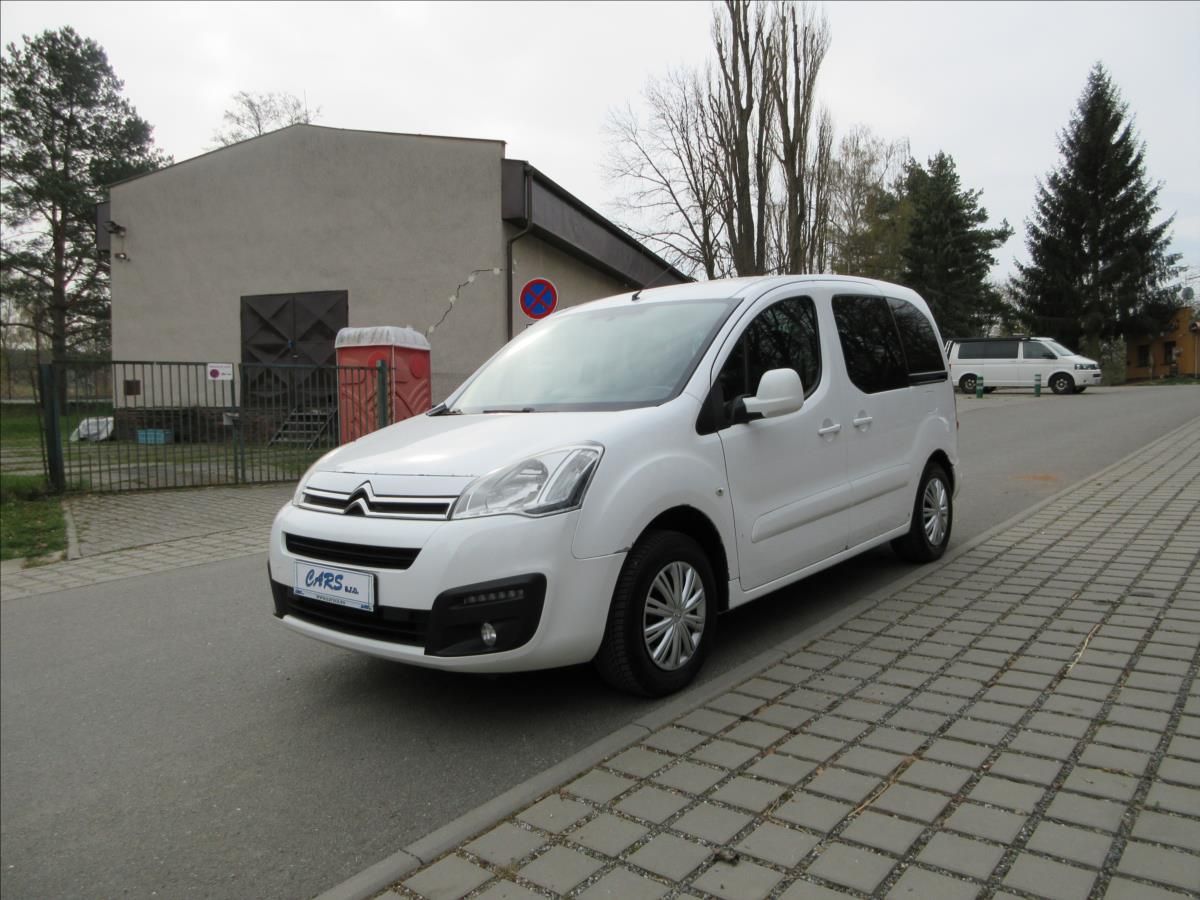 Citroën Berlingo, 1,6 HDi 73Kw, 5míst, Klima, Te - fotka 2
