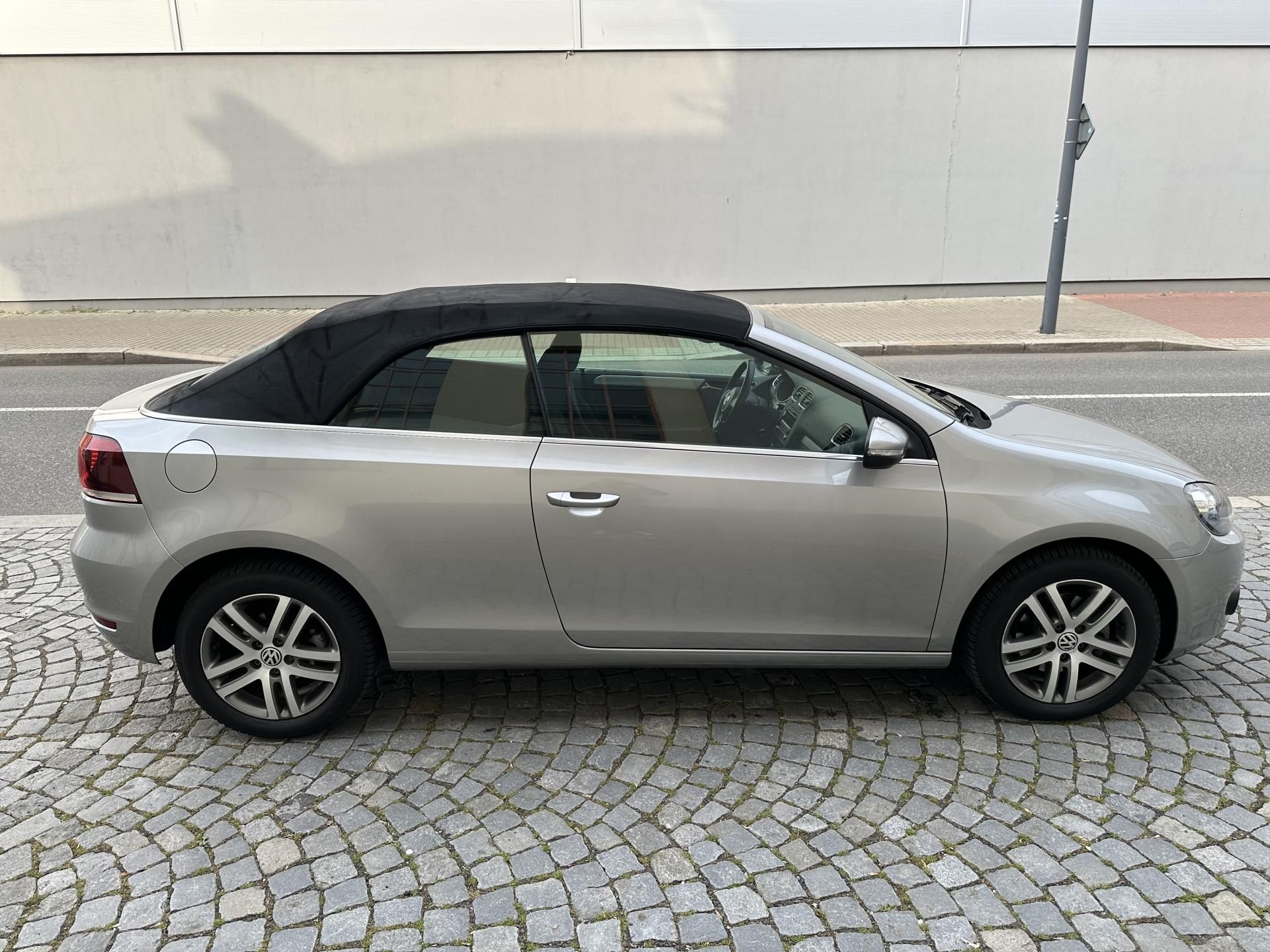 Volkswagen Golf, Cabrio 1,4 TSI - fotka 4