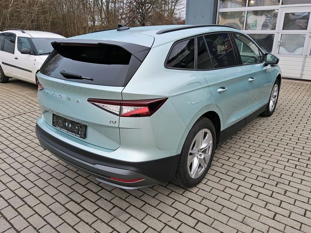 Škoda Enyaq, Pure 109kw, 52kwh - fotka 3