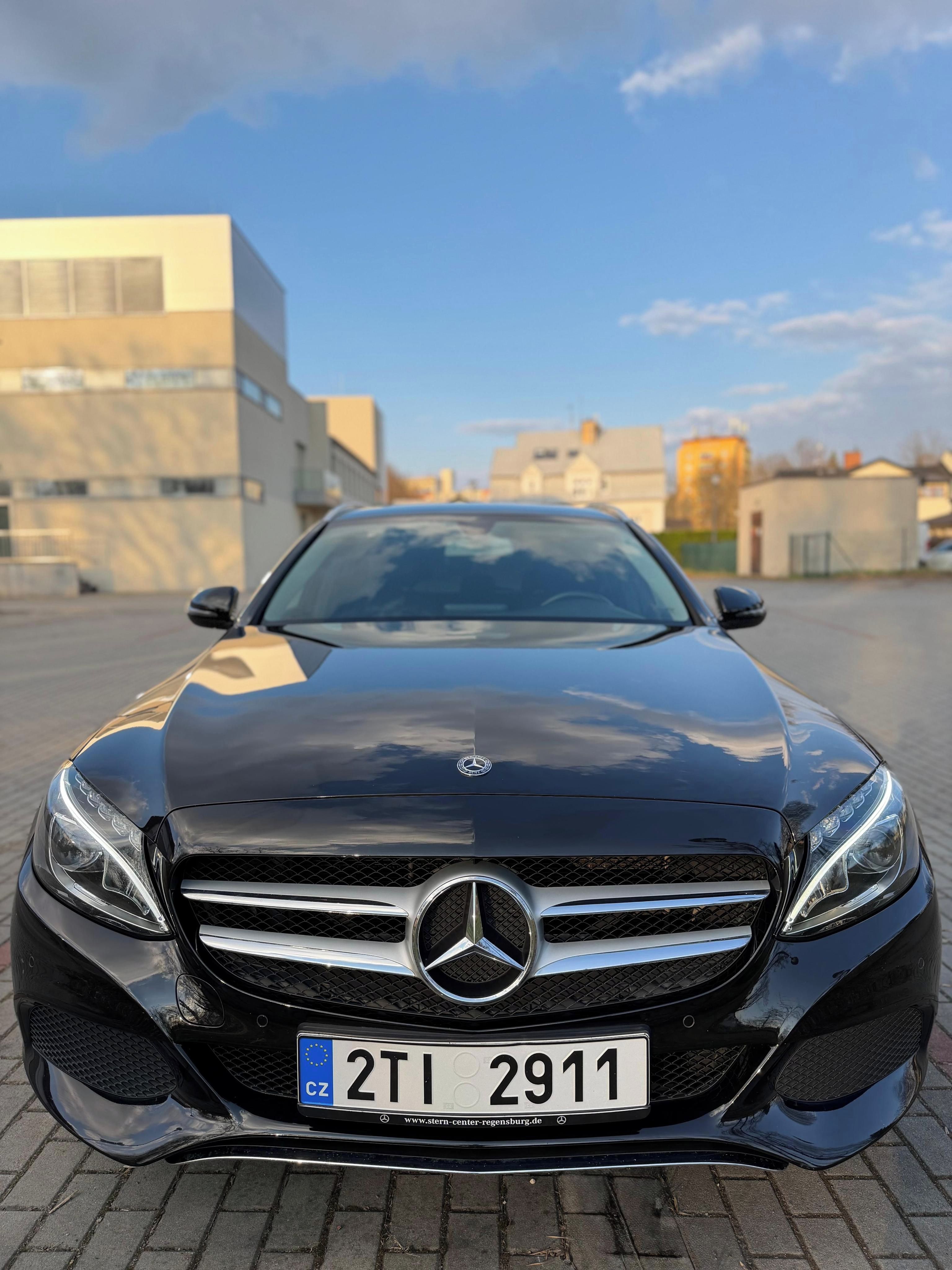 Mercedes-Benz Třídy C, C180 Kombi 2018, 9G-Tronic - fotka 2