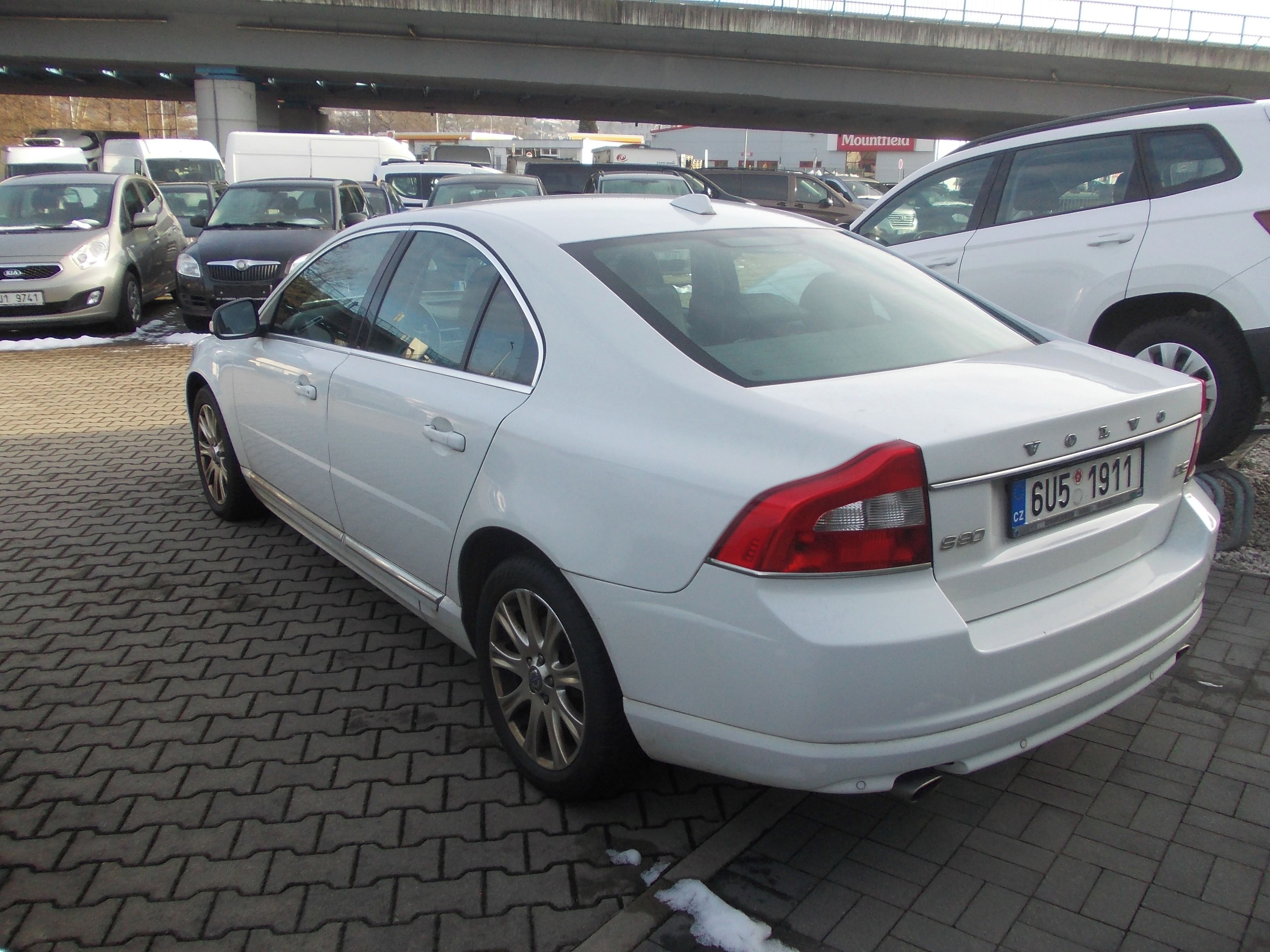 Volvo S80, 2.4 D5 151KW - fotka 4