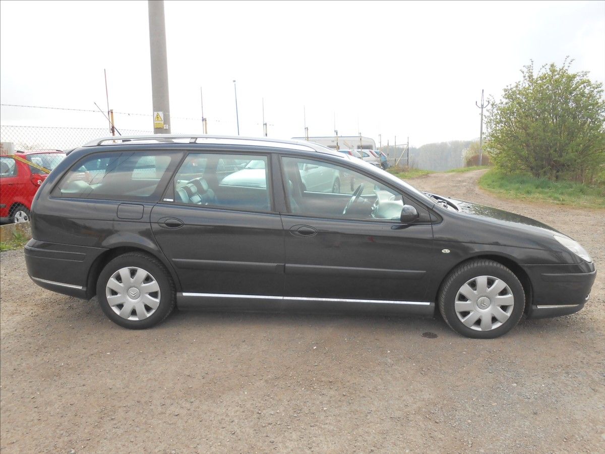Citroën C5, 2,0 i 16V BREAK EXCLUSIVE - fotka 3
